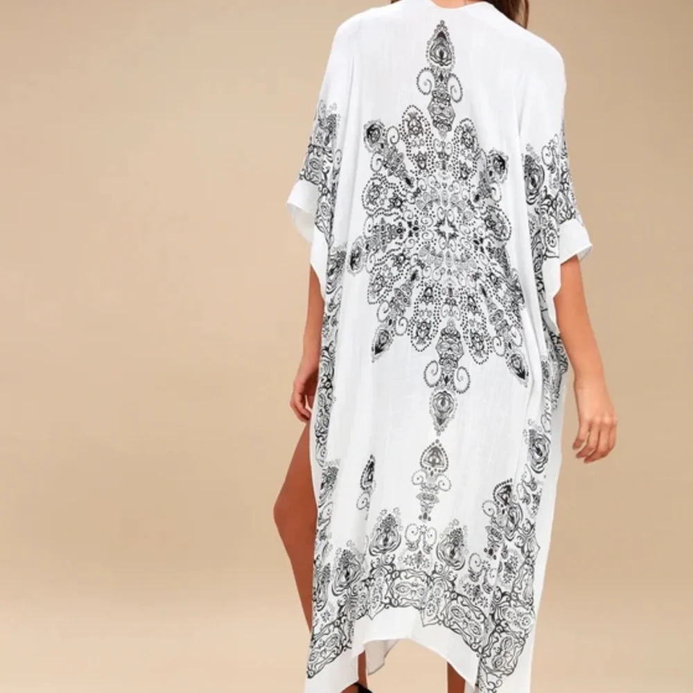 Exotic Sol Black and Grey Print Kimono Top - Picture 5 of 7